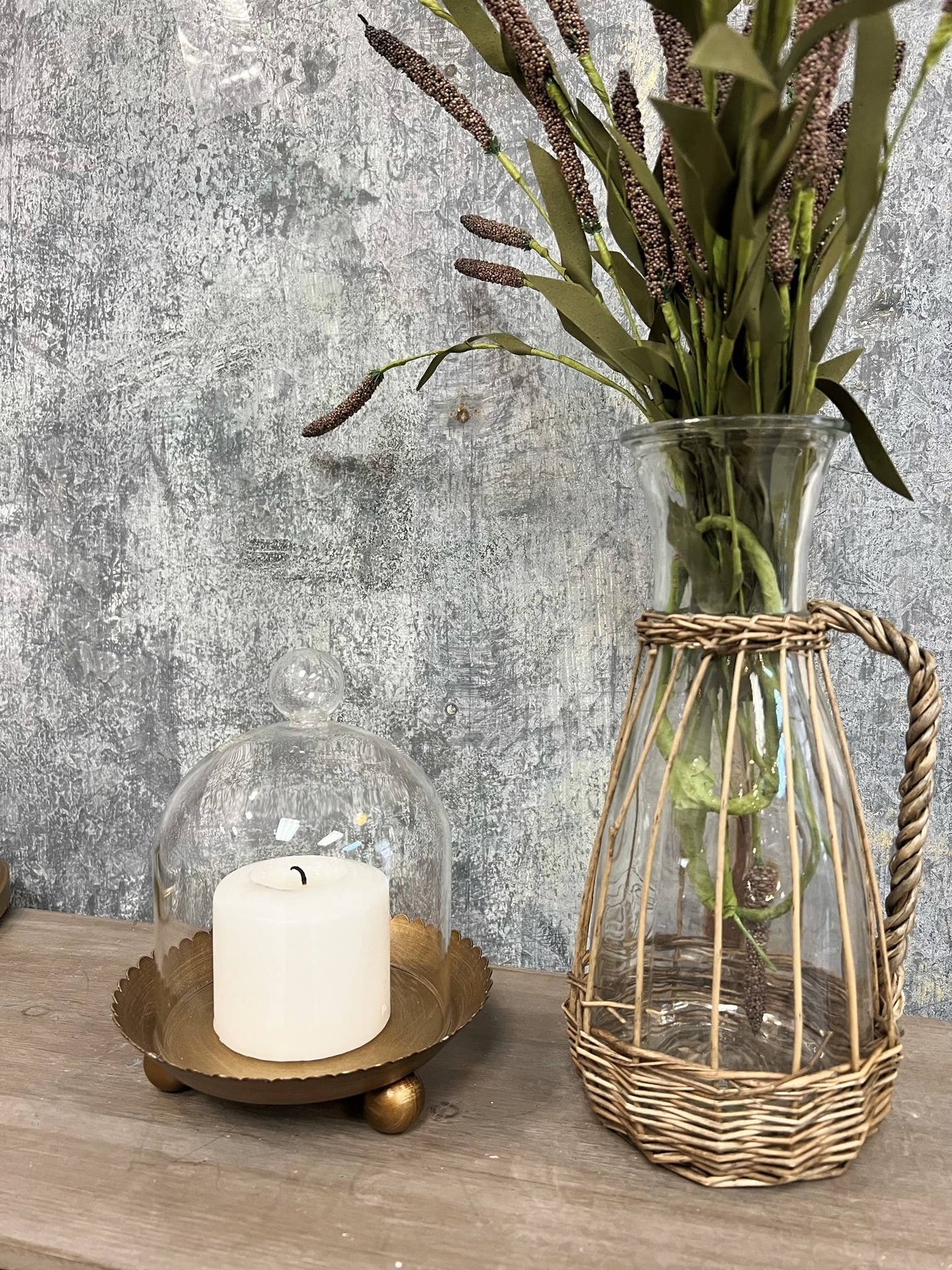 Cloche Candle Holder with Metal Plate: Gold