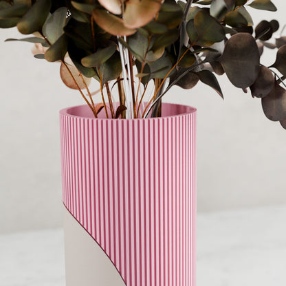Equilibrium Vase